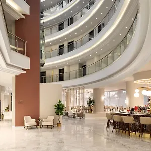 Hotel Ramada By Wyndham Bucharest Airport Otopeni